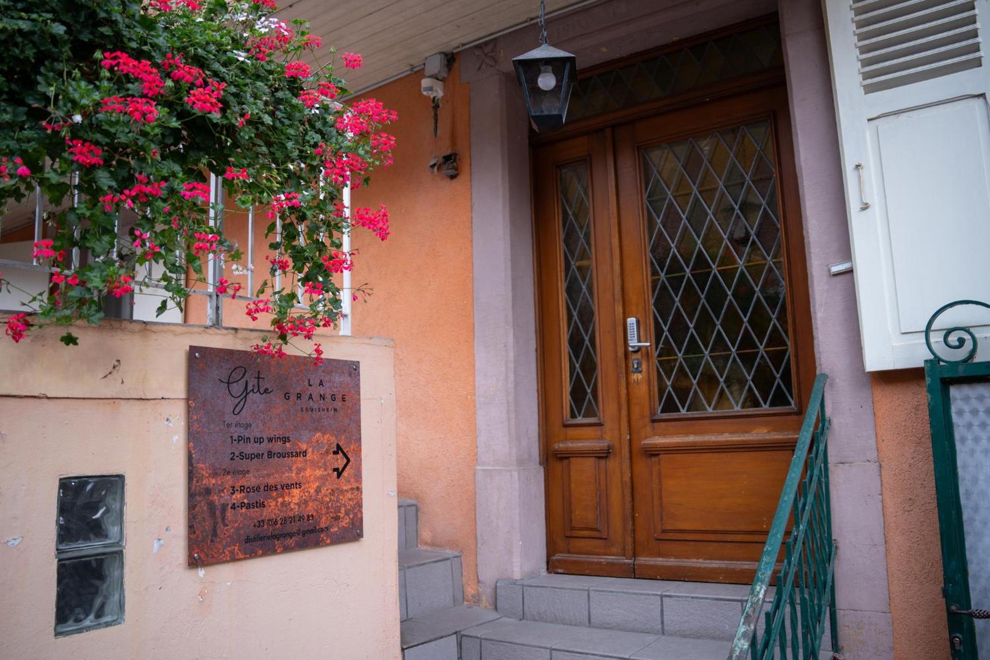 Gite La Grange Eguisheim Exterior photo